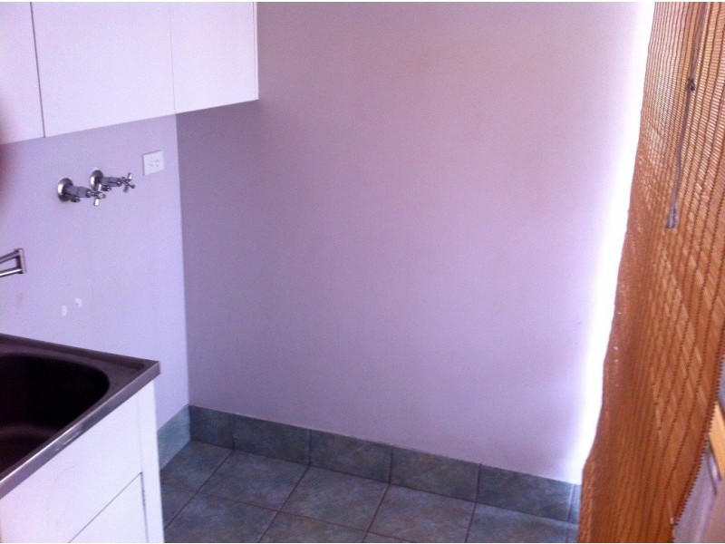 1 Lewis Place, Withers WA 6230