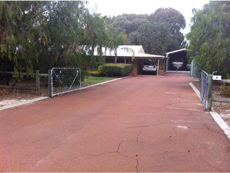 18 Hawkins Drive, Gelorup WA 6230