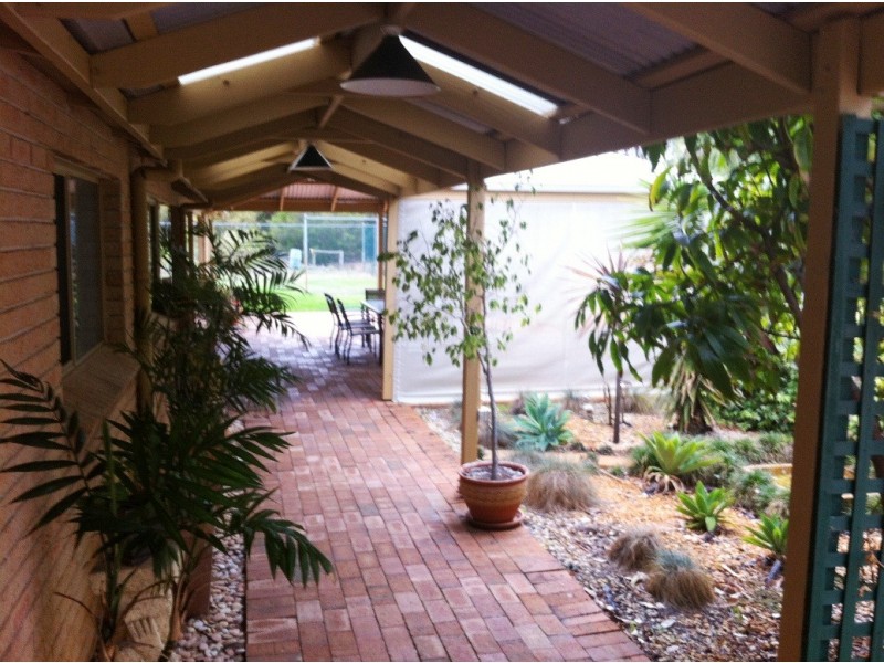 18 Hawkins Drive, Gelorup WA 6230