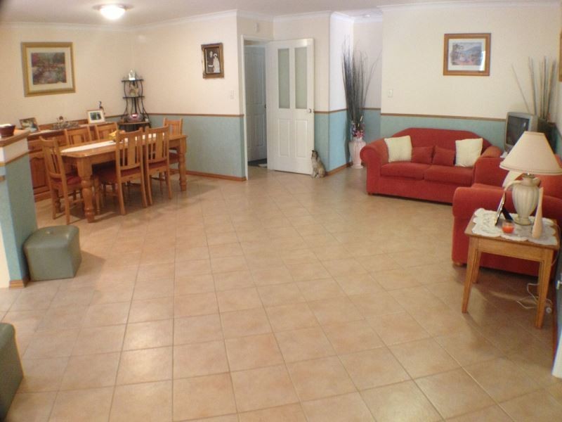 26 Wildflower Way, Leschenault WA 6233