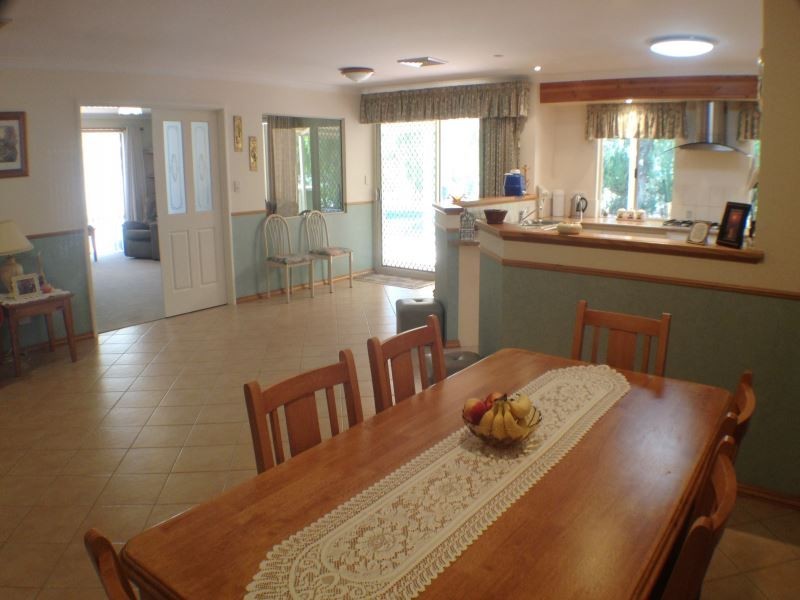 26 Wildflower Way, Leschenault WA 6233