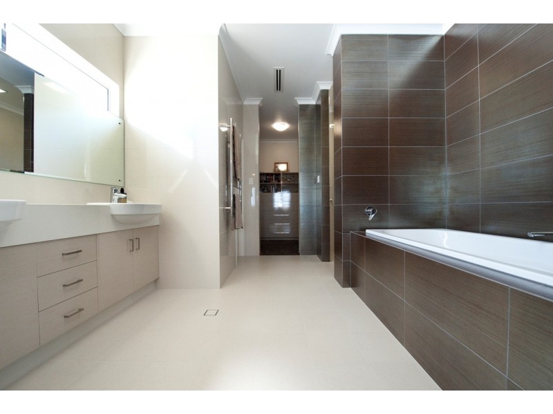 95 Tuart Street, South Bunbury WA 6230