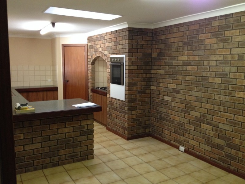 15 Crampton Avenue, Eaton WA 6232