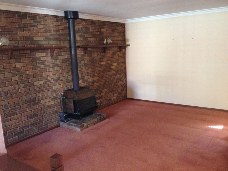 15 Crampton Avenue, Eaton WA 6232