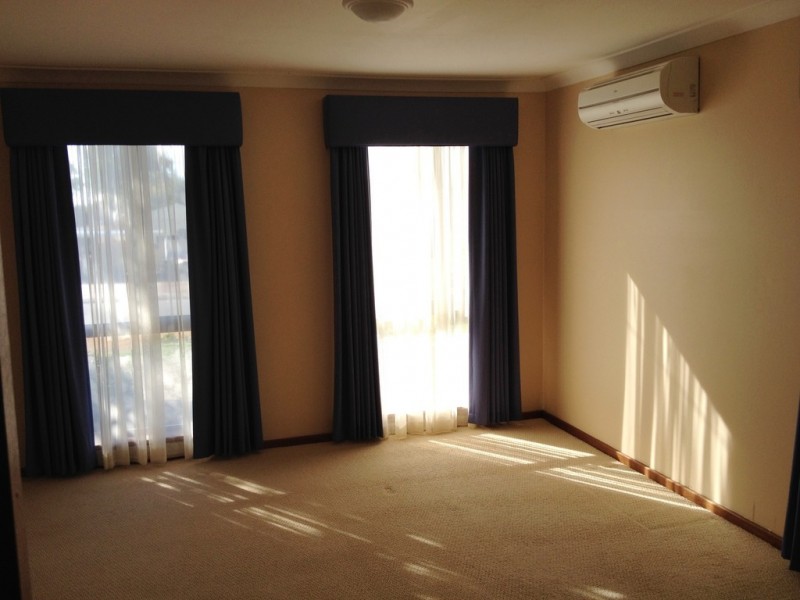 15 Crampton Avenue, Eaton WA 6232