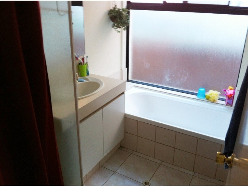 35 Hamilton Road, Eaton WA 6232