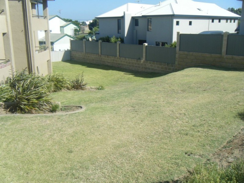 1/173 Ocean Drive, South Bunbury WA 6230