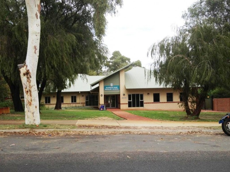48 Jacaranda Crescent, Withers WA 6230