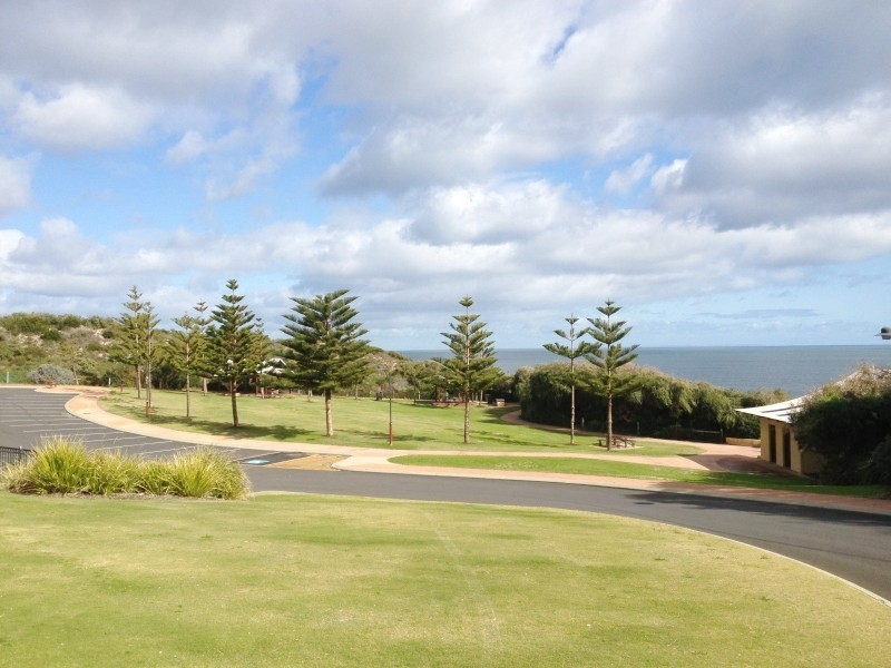 7 Aurora Street, Dalyellup WA 6230