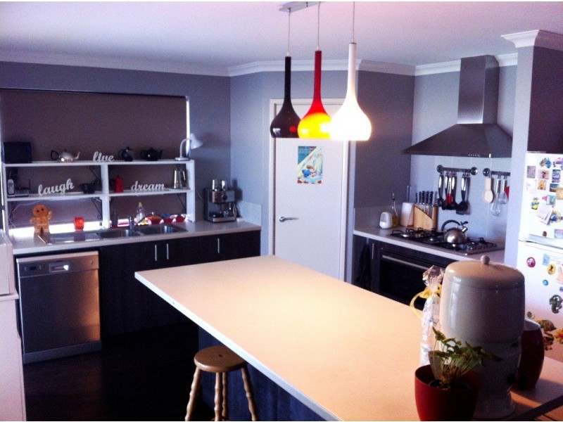 15 Clarence Crescent, Millbridge WA 6232