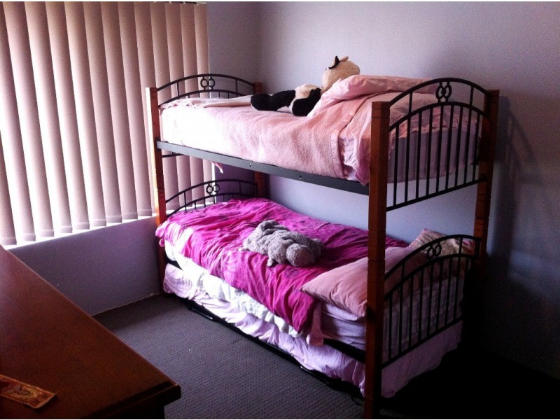 15 Clarence Crescent, Millbridge WA 6232