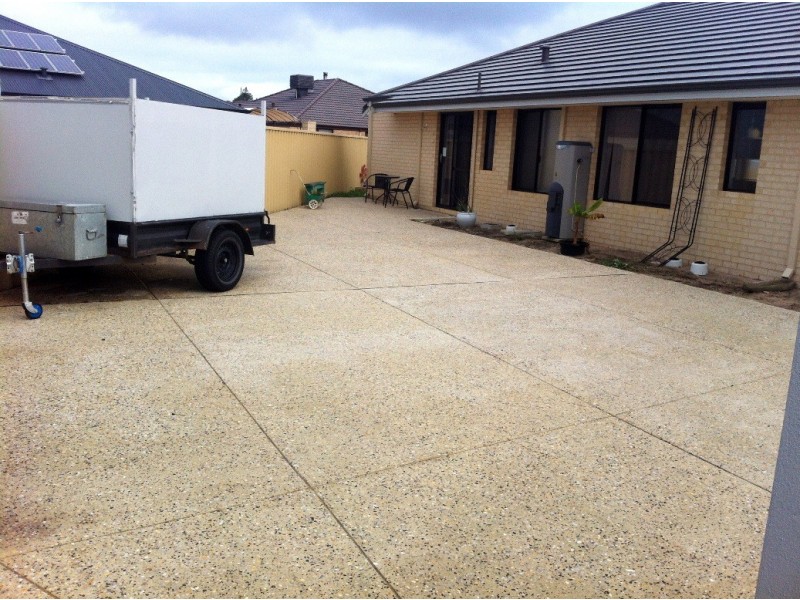 15 Clarence Crescent, Millbridge WA 6232