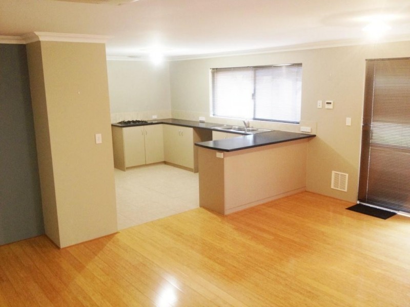 18 Blaxland Road, Dalyellup WA 6230