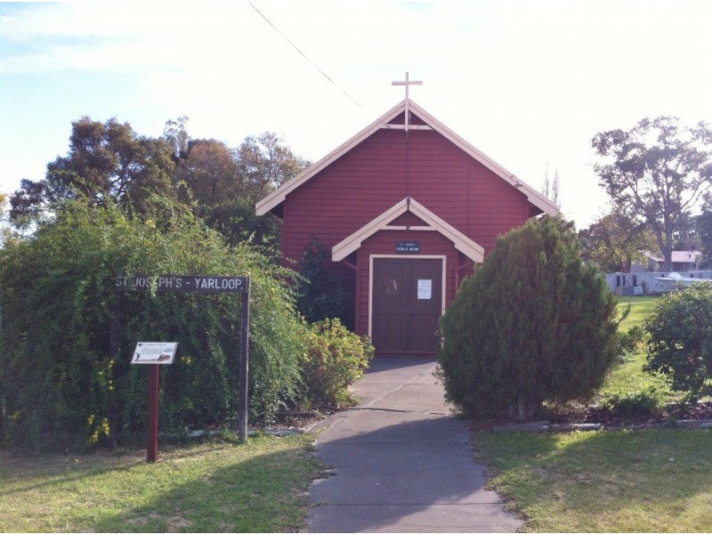 11 McDowell Street, Yarloop WA 6218