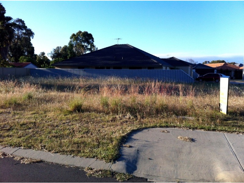 1 Kowari Way, Australind WA 6233