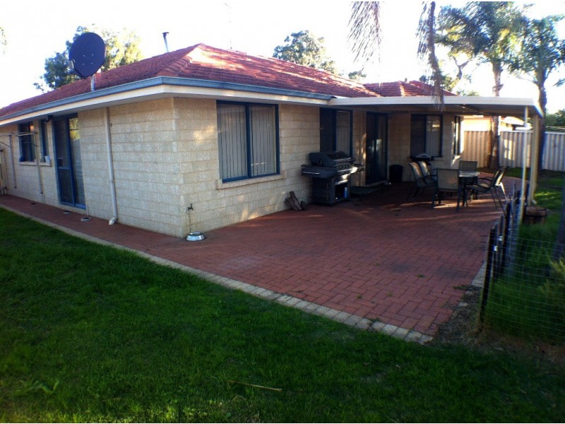 6 Floyd Cross, Usher WA 6230
