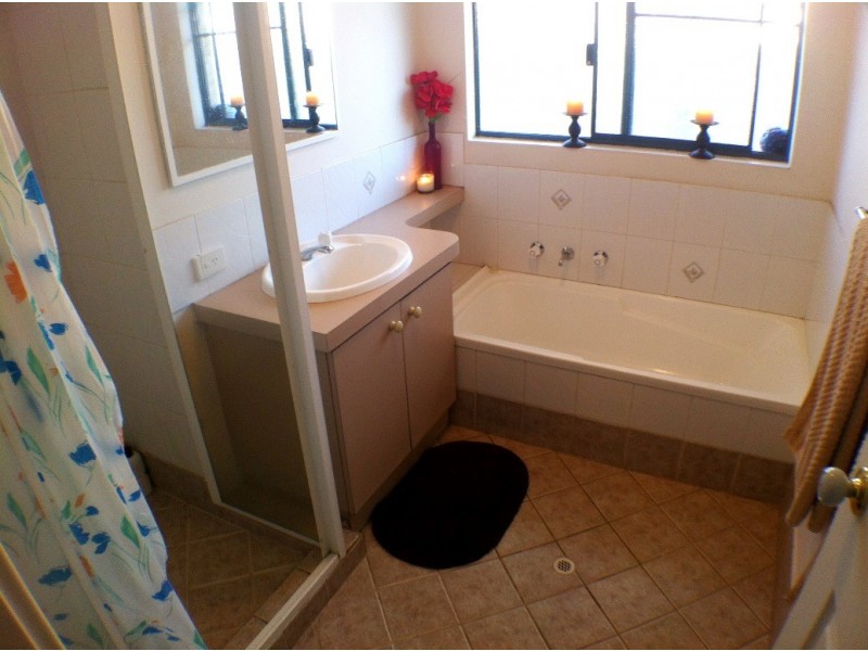 6 Floyd Cross, Usher WA 6230