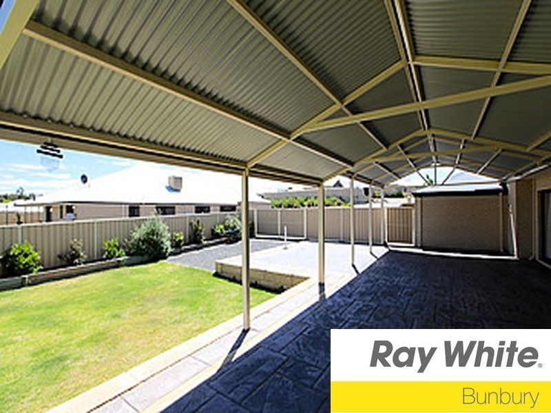 13 Abbeygate Street, Australind WA 6233