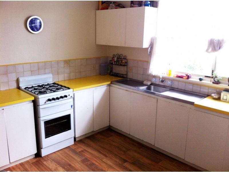 12 Bandak Road, Carey Park WA 6230