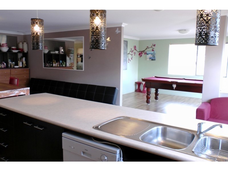 4 Flannerys Lane, Australind WA 6233