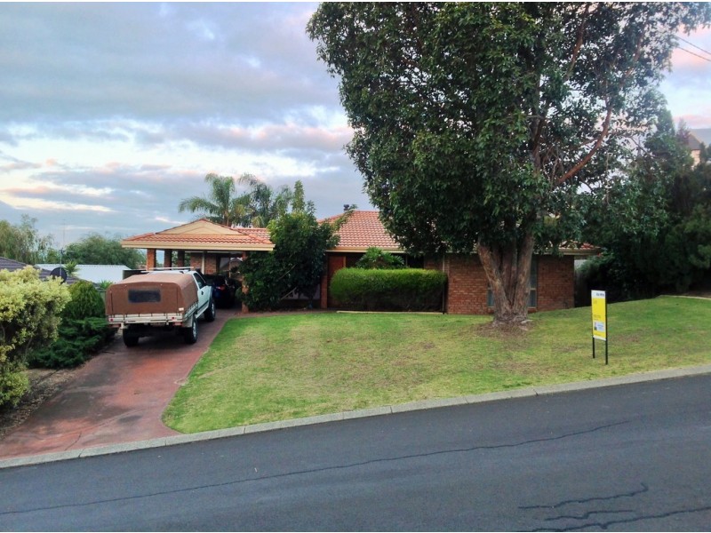 5 Blue Manna Place, Australind WA 6233