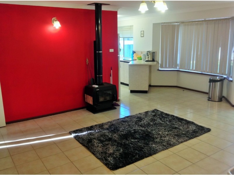 5 Blue Manna Place, Australind WA 6233