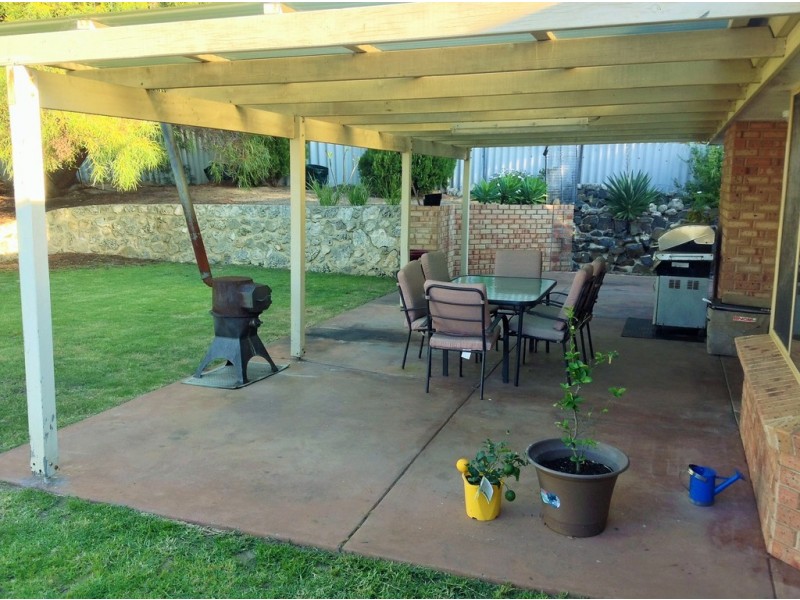 5 Blue Manna Place, Australind WA 6233