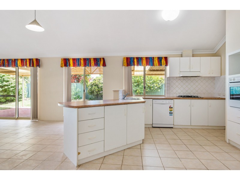 10 Firethorn Place, Eaton WA 6232