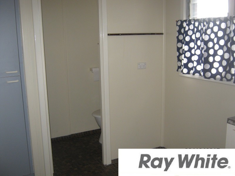 11 Island Queen Street, Withers WA 6230