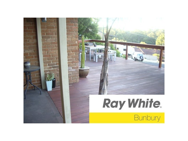 1 Lewis Place, Withers WA 6230