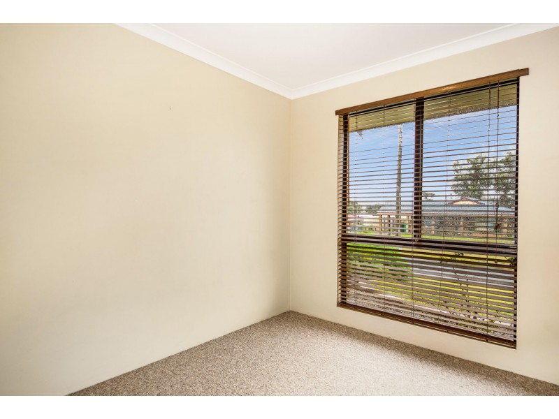 15 Whatman Way, Withers WA 6230
