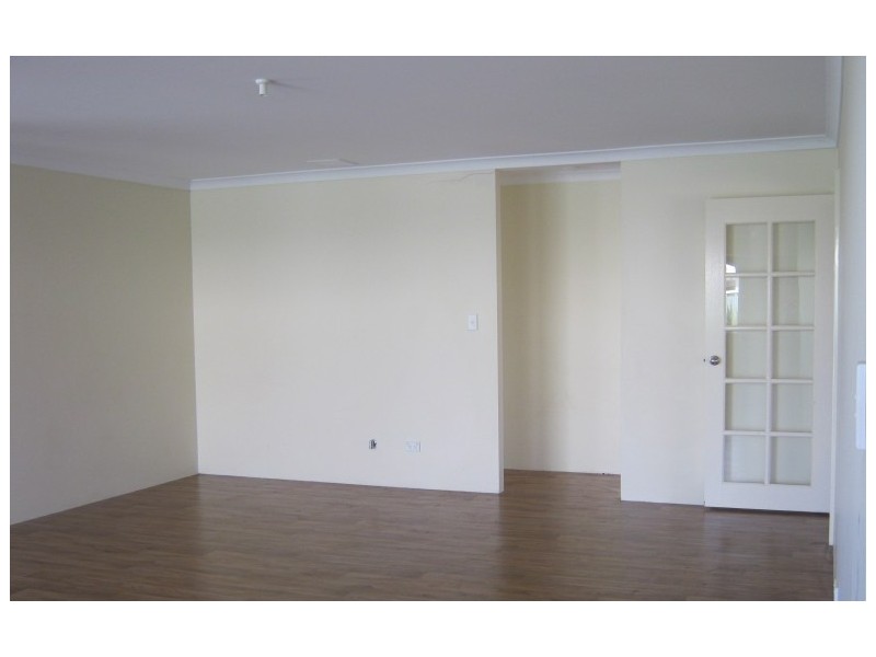 4 Heatherglen Road, Australind WA 6233