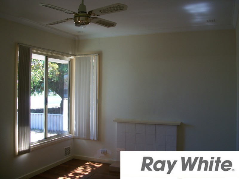 17 Kestral Street, Withers WA 6230