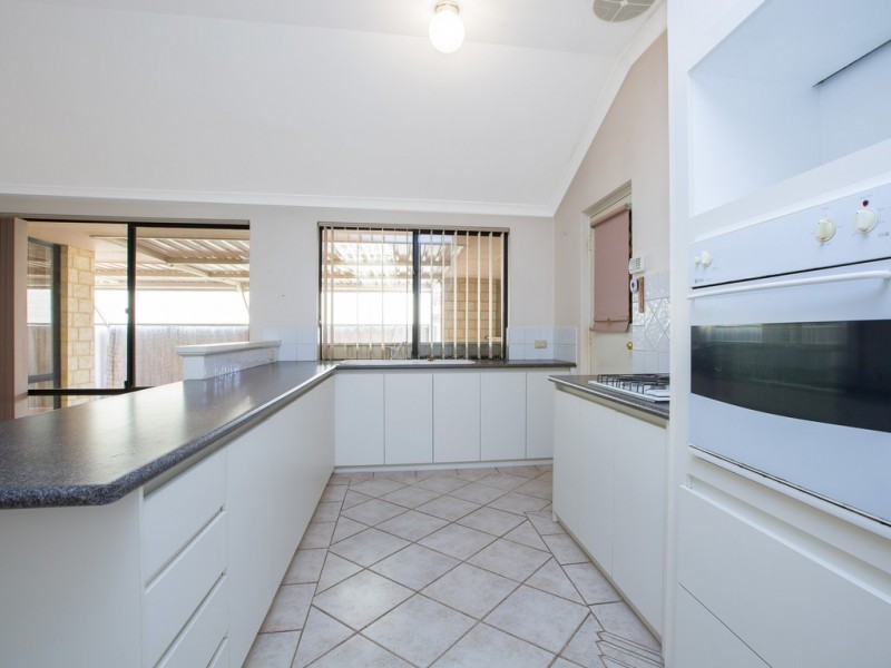 18 Carr Place, Usher WA 6230