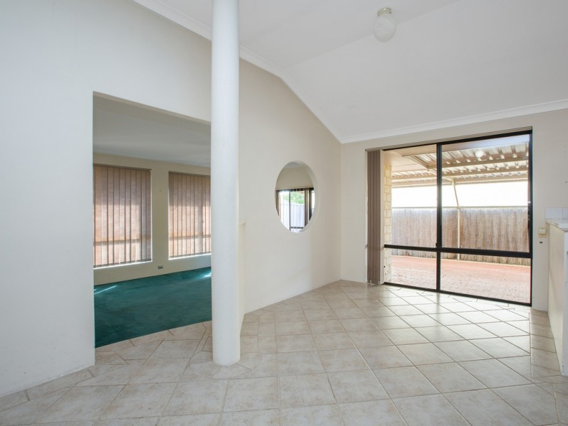 18 Carr Place, Usher WA 6230