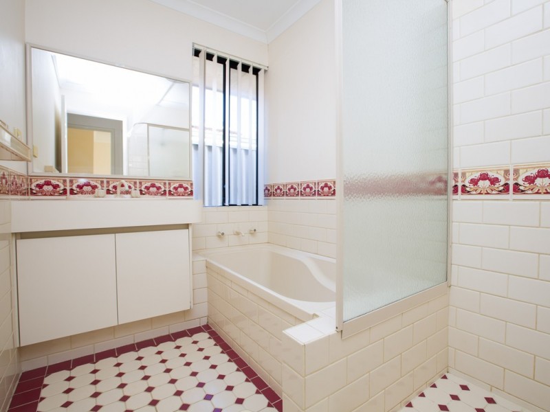 18 Carr Place, Usher WA 6230