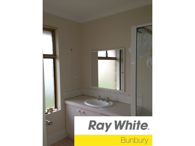 4B Harland Street, Carey Park WA 6230