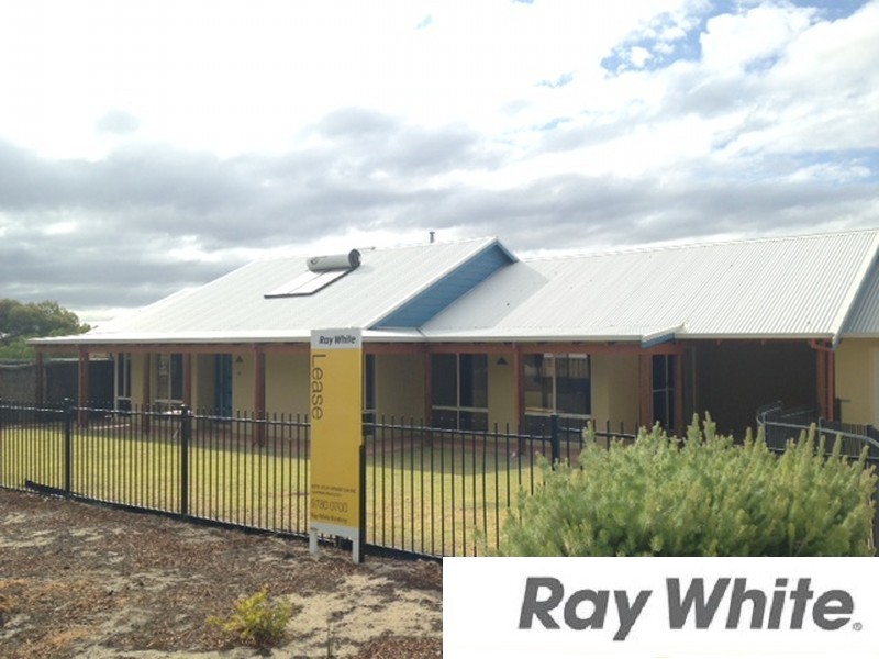 15 Hutt Drive, Dalyellup WA 6230