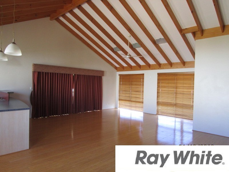 15 Hutt Drive, Dalyellup WA 6230