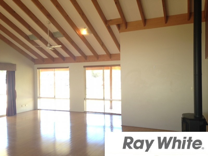 15 Hutt Drive, Dalyellup WA 6230