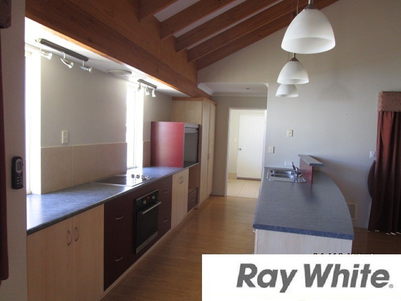 15 Hutt Drive, Dalyellup WA 6230