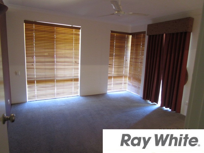 15 Hutt Drive, Dalyellup WA 6230