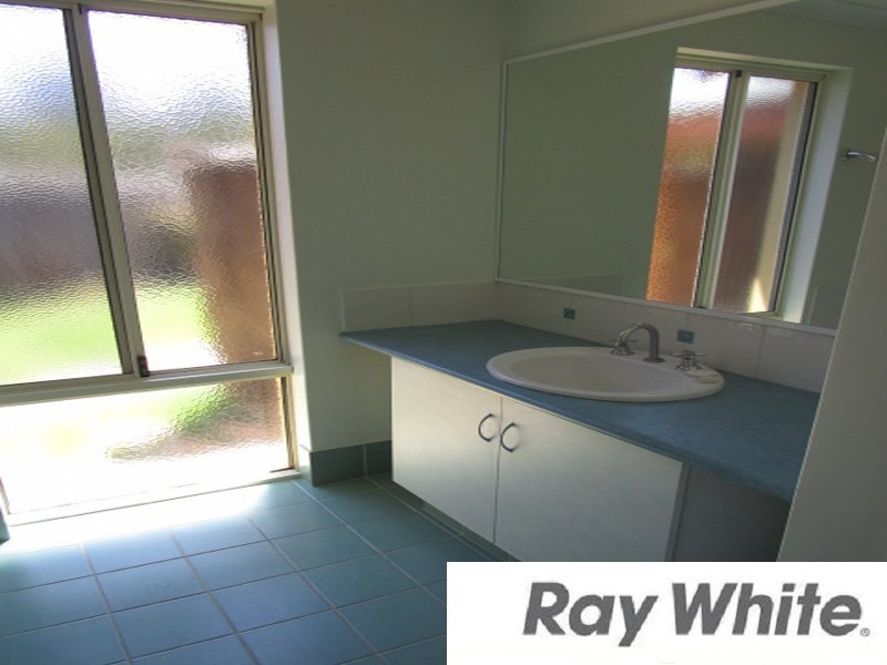 15 Hutt Drive, Dalyellup WA 6230