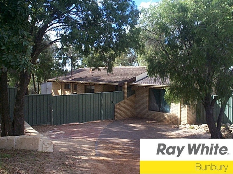 4 Colback Street, Binningup WA 6233