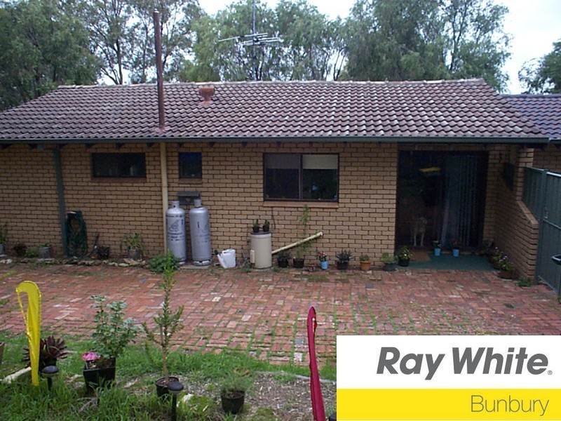 4 Colback Street, Binningup WA 6233