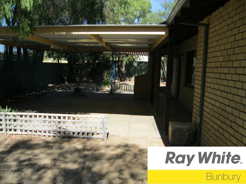 4 Colback Street, Binningup WA 6233