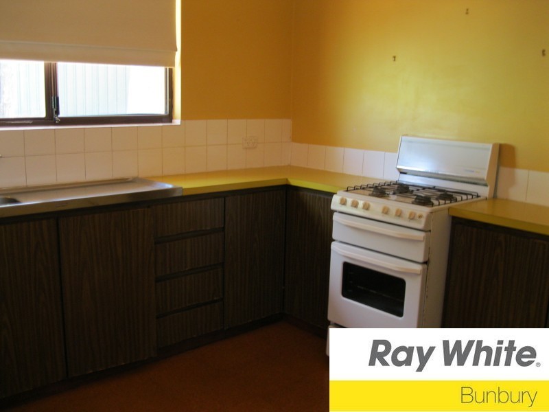 4 Colback Street, Binningup WA 6233
