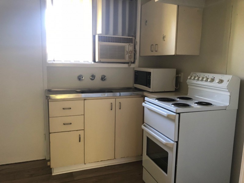 16D Stallard Place, Withers WA 6230