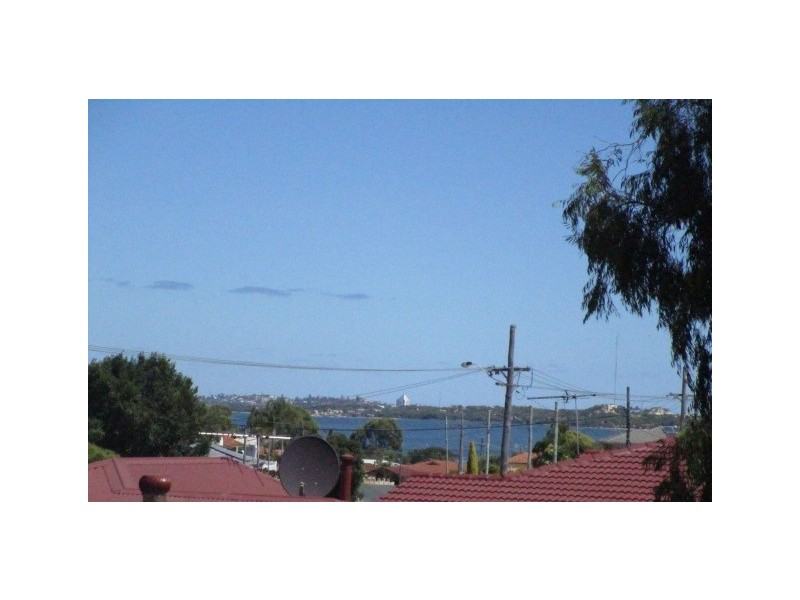 2/9 Usher Place, Australind WA 6233