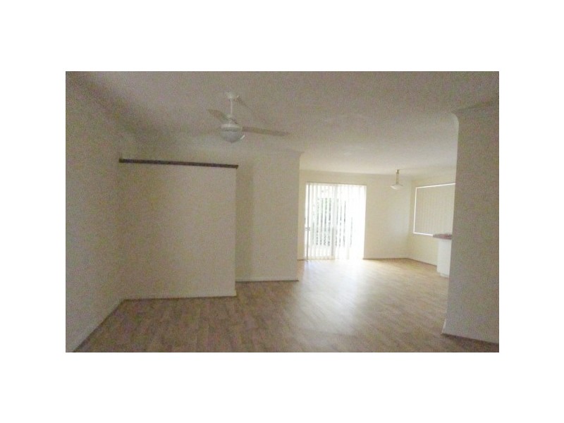 2/9 Usher Place, Australind WA 6233